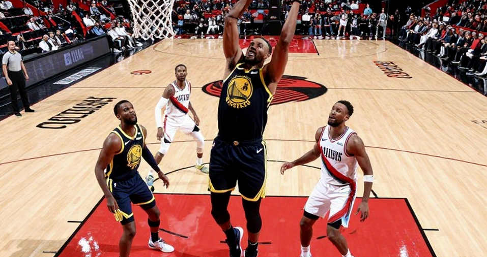 Thomas Walkup rời Olympiacos đến Dubai: 9,6 triệu USD, tuổi 36,5 và câu hỏi thuế chưa có lời giải Thomas Walkup rời Olympiacos đến Dubai: 9,6 triệu USD, tuổi 36,5 và câu hỏi thuế chưa có lời giải