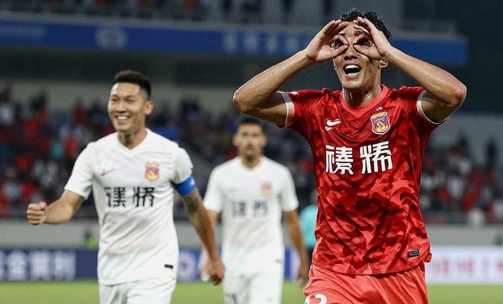 Kolo Muani gãy tay, nhưng Juventus đang gãy cả một đội hình