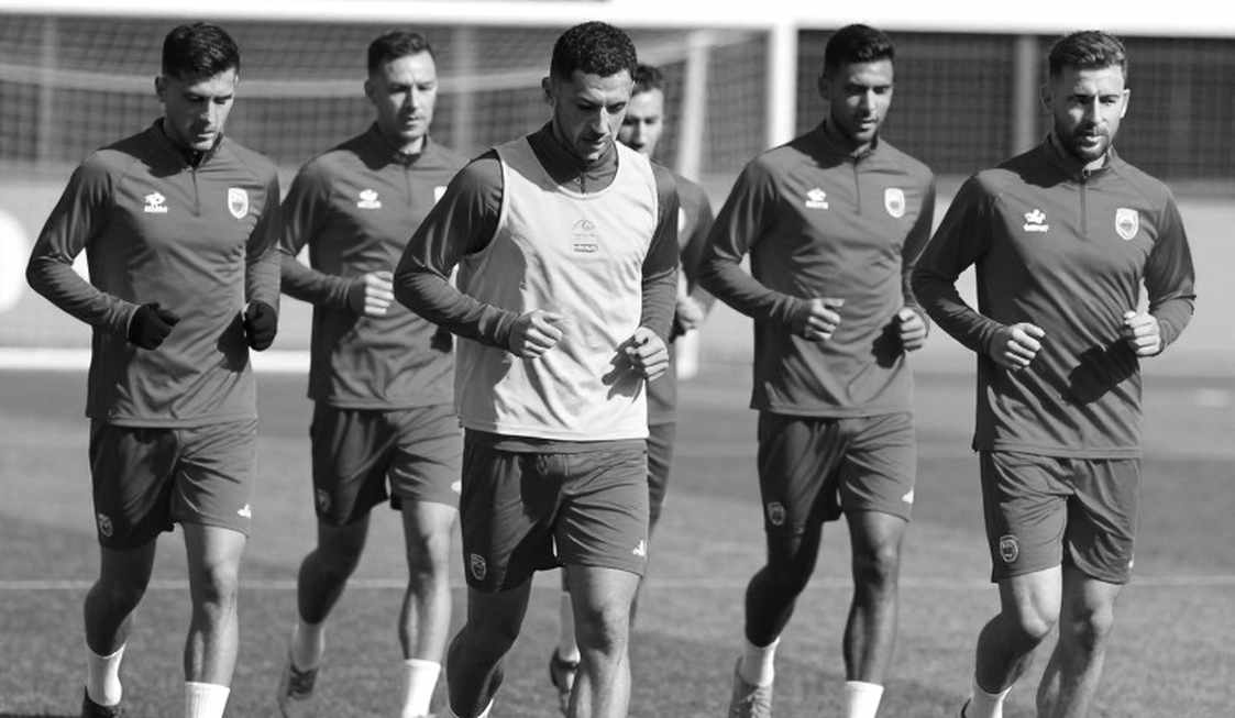 Fenerbahçe on the brink of crisis: İsmail Kartal resigns then returns, Oğuz Çetin speaks out to calm public opinion Fenerbahçe on the brink of crisis: İsmail Kartal resigns then returns, Oğuz Çetin speaks out to calm public opinion