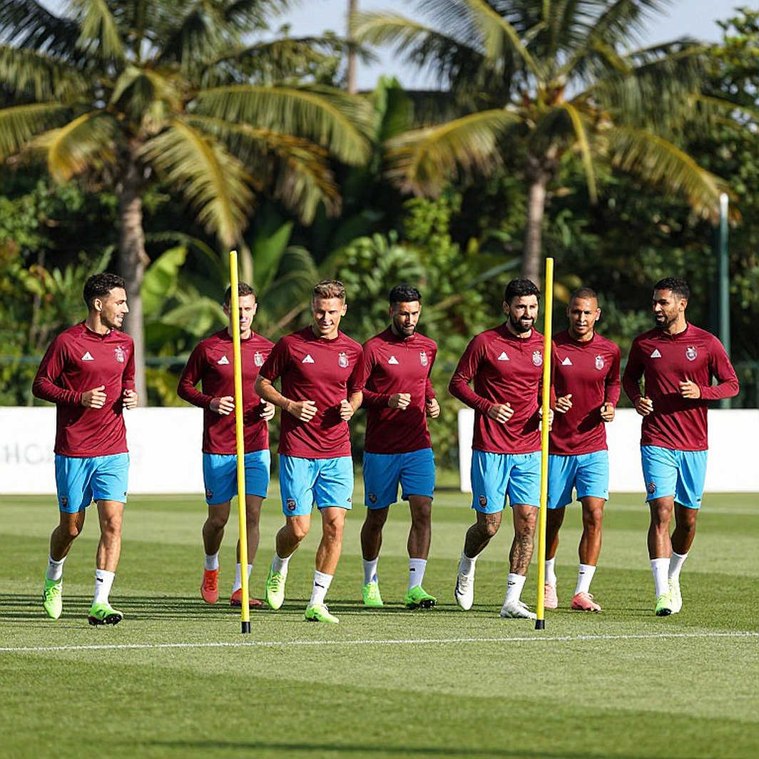 Bạo lực V-League: Vết nứt bắt đầu từ ghế huấn luyện viên trẻ
