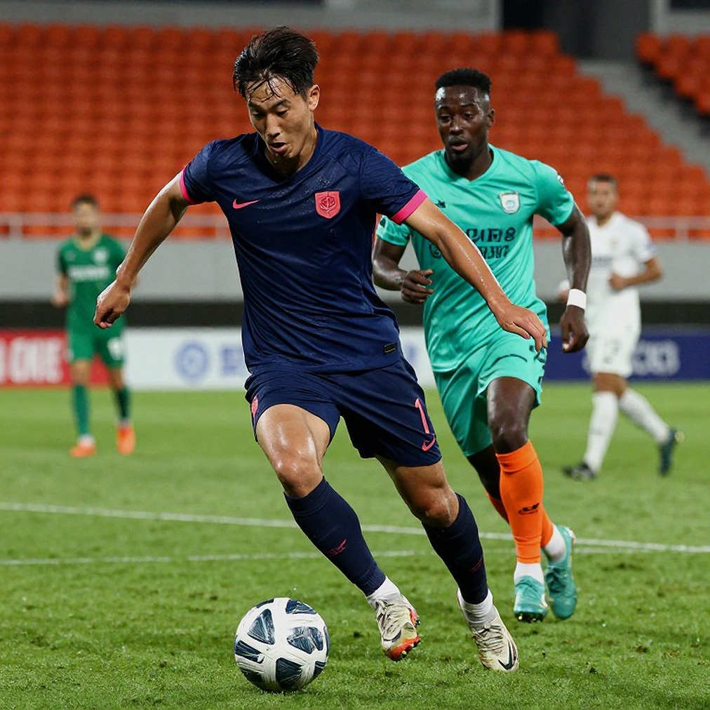 Noah Saviolo Scores for Trabzonspor: A Winger's Comfort and the Trap of One Goal