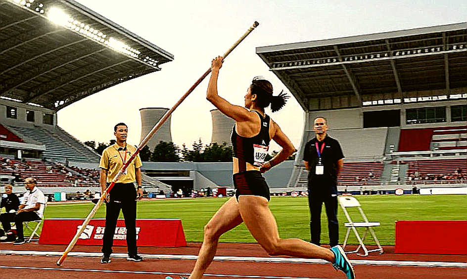 Amy Hunt và cú đúp thách thức thể lực: Từ 200m Brussels đến đường chạy 100m với Sha'Carri Richardson