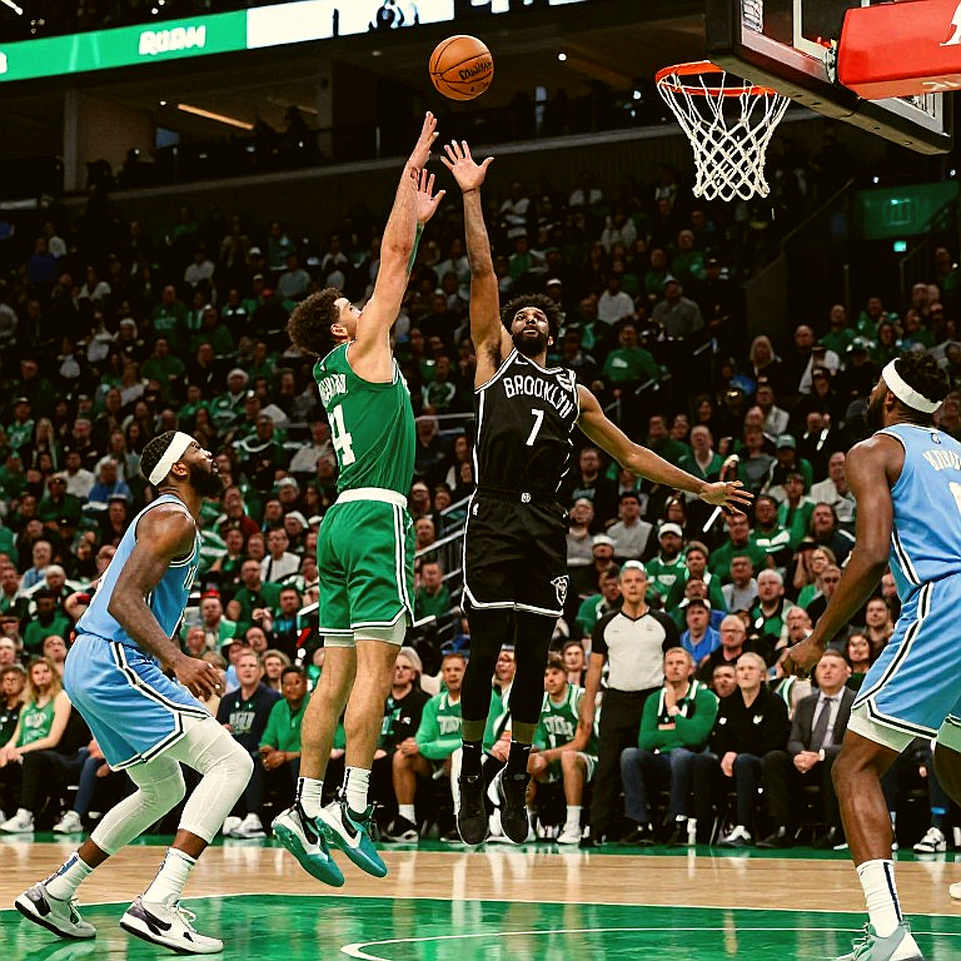 Ba điểm không mua được cúp: Sự thật trần trụi đằng sau cuộc cách mạng ném xa tại NBA