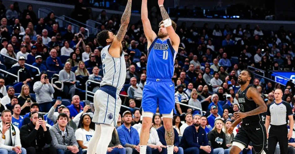 Dirk Nowitzki hé lộ vai trò cố vấn mới cho Mavericks: Lời thú nhận 'cô đơn' và cuộc hội thoại bí mật với Masai Dirk Nowitzki hé lộ vai trò cố vấn mới cho Mavericks: Lời thú nhận 'cô đơn' và cuộc hội thoại bí mật với Masai