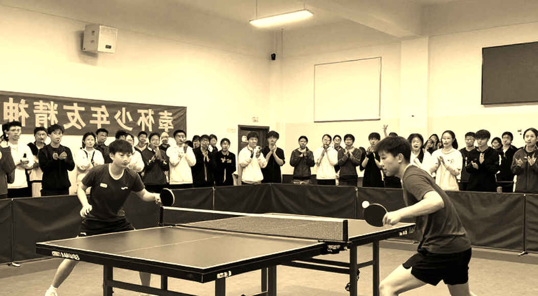 Bên dưới mặt bàn bóng: Cỗ máy tăng trưởng thầm lặng của bóng bàn Anh và bài toán chưa lời đáp cho Việt Nam