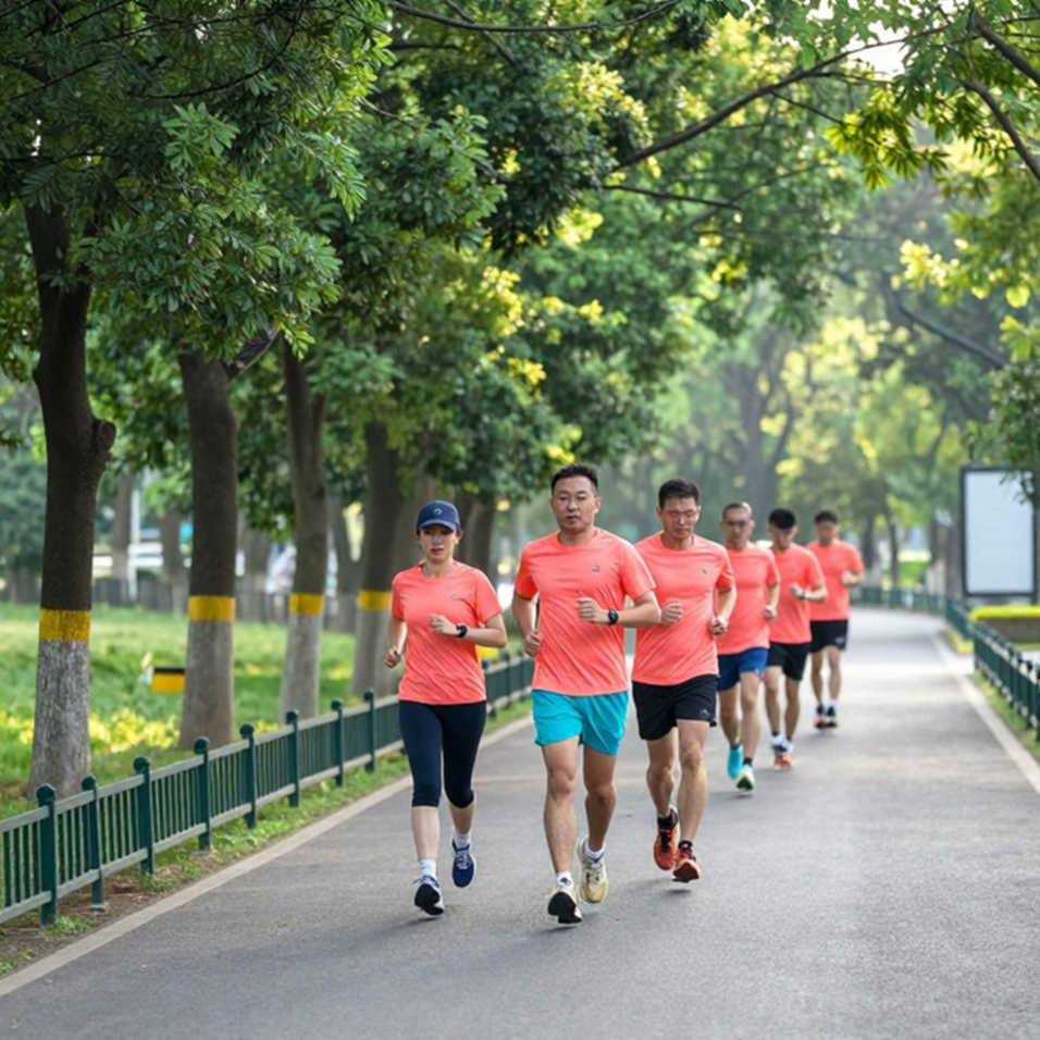 Xuân Son gục xuống vì một cú trượt chân: Bên trong căn phòng họp nơi Việt Nam tính lại hàng công Xuân Son gục xuống vì một cú trượt chân: Bên trong căn phòng họp nơi Việt Nam tính lại hàng công