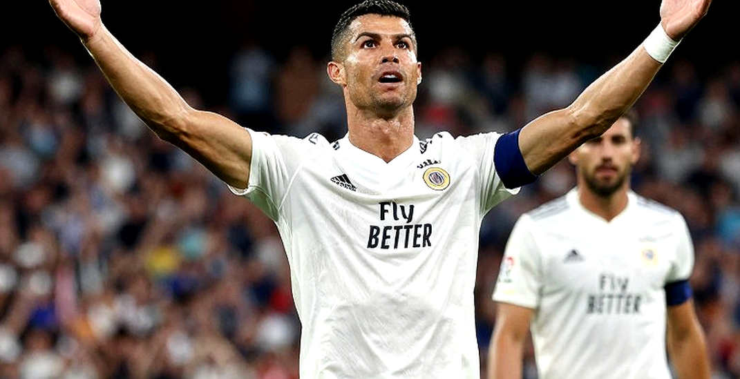 Saka và giải Socrates: lớp trầm tích ngoài bảng tỉ số