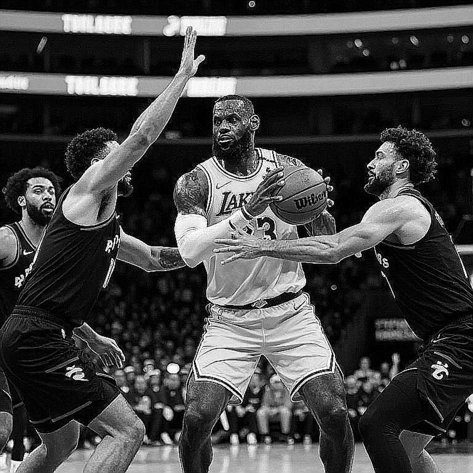 Siêu Cúp Ý: Milano vượt Virtus Bologna, Moses Wright tỏa sáng và khoảng trống nằm ở bảng điểm Siêu Cúp Ý: Milano vượt Virtus Bologna, Moses Wright tỏa sáng và khoảng trống nằm ở bảng điểm